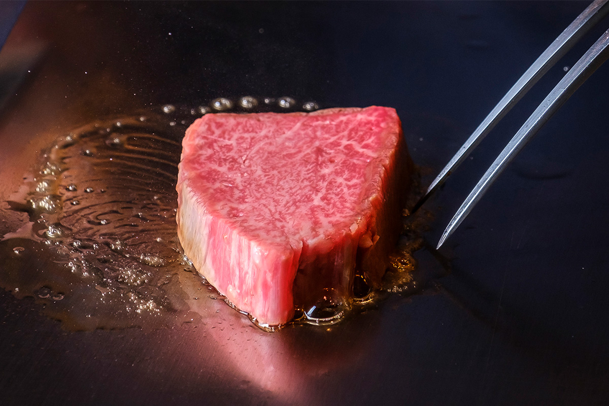 うしのみや東京の料理